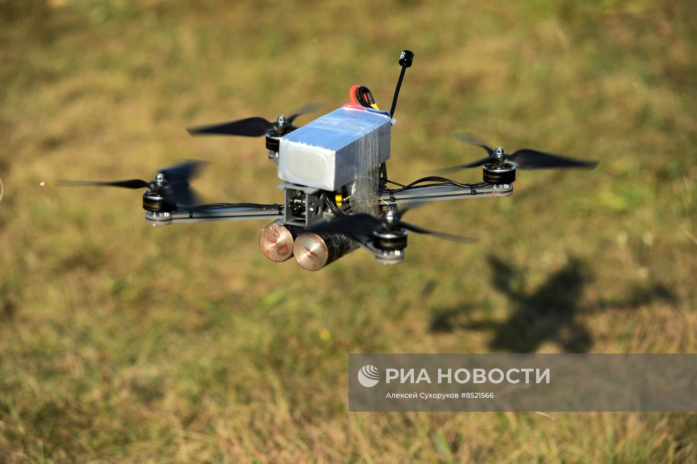 Испытания боевых дронов на аэродроме в Тамбове