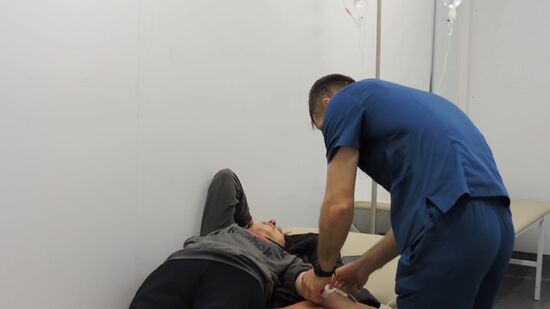 Российские миротворцы оказывают помощь жителям Карабаха