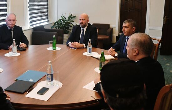 Встреча представителей Азербайджана с делегацией армян Карабаха в г. Евлах