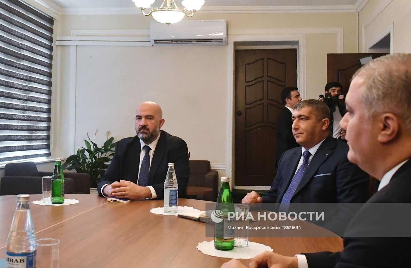 Встреча представителей Азербайджана с делегацией армян Карабаха в г. Евлах