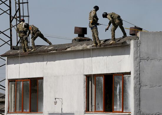 Антитеррористические учения СНГ и ШОС в Киргизии