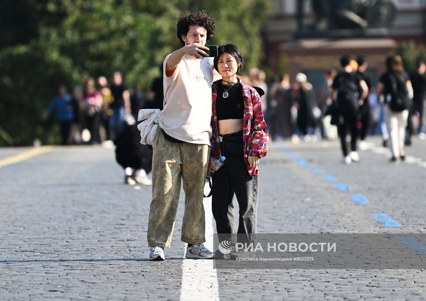 Аномально теплая погода в Москве