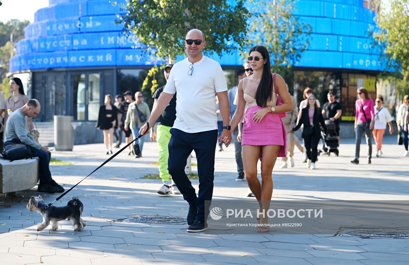 Аномально теплая погода в Москве