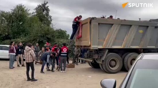 Прибытие в Армению вынужденных переселенцев из Нагорного Карабаха