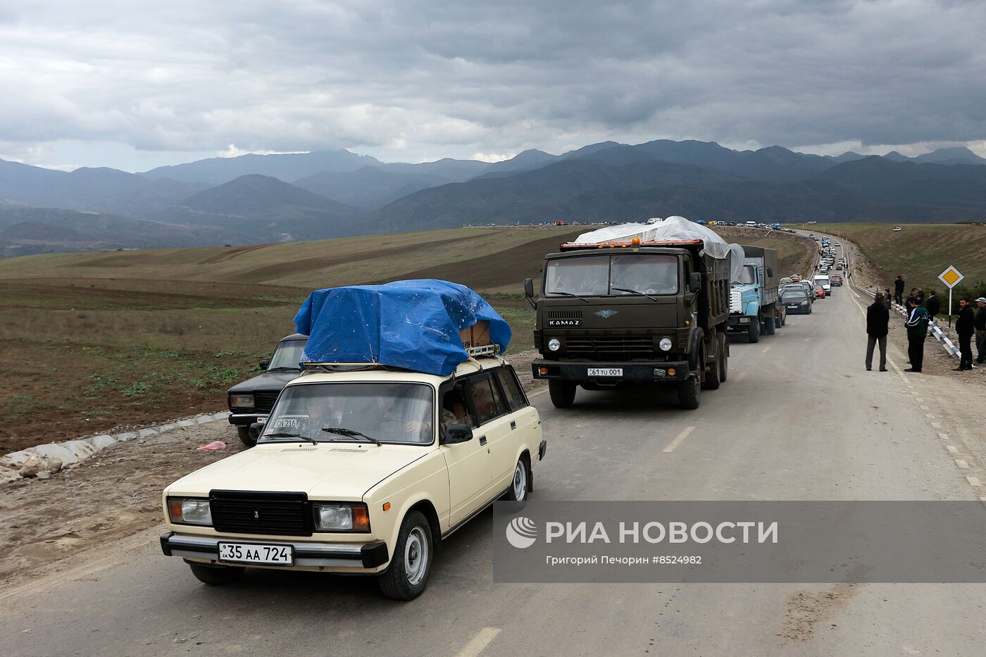 Беженцы из Нагорного Карабаха