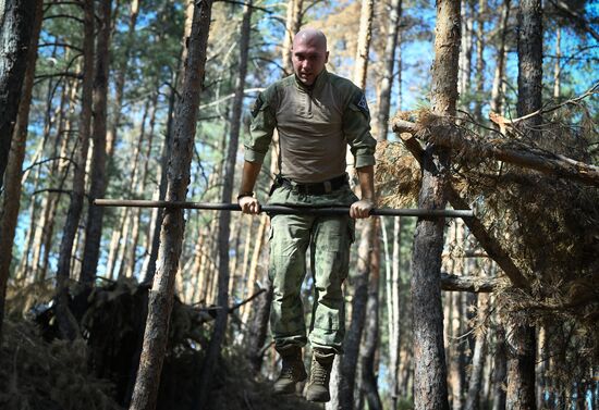 Позиции артиллерийского подразделения ЦВО на Краснолиманском направлении