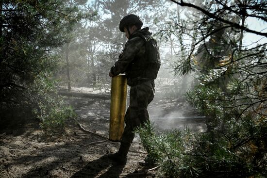 Позиции артиллерийского подразделения ЦВО на Краснолиманском направлении