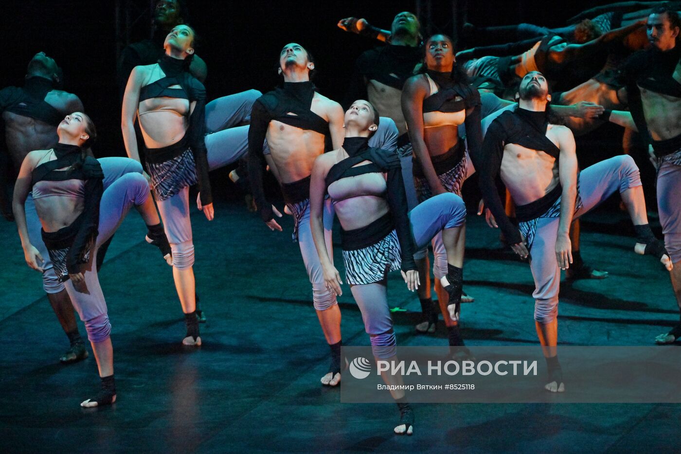Спектакль "Кармина Бурана" в рамках театрального фестиваля им. А.П. Чехова