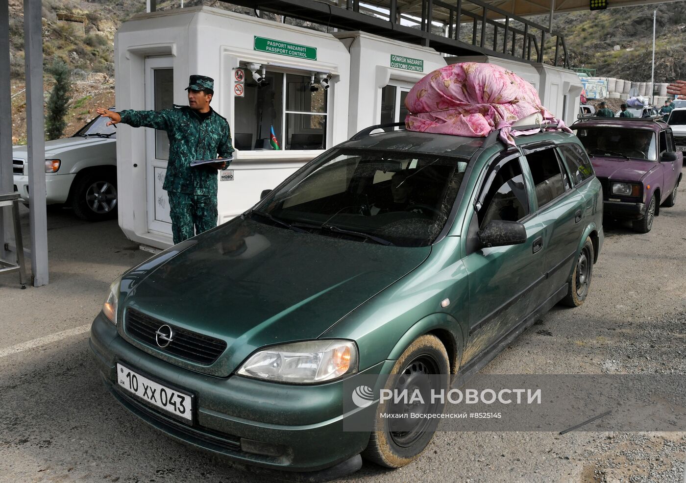 Эвакуация беженцев из Нагорного Карабаха