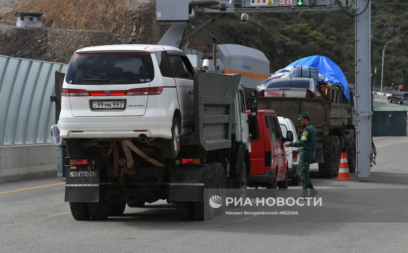 Эвакуация беженцев из Нагорного Карабаха