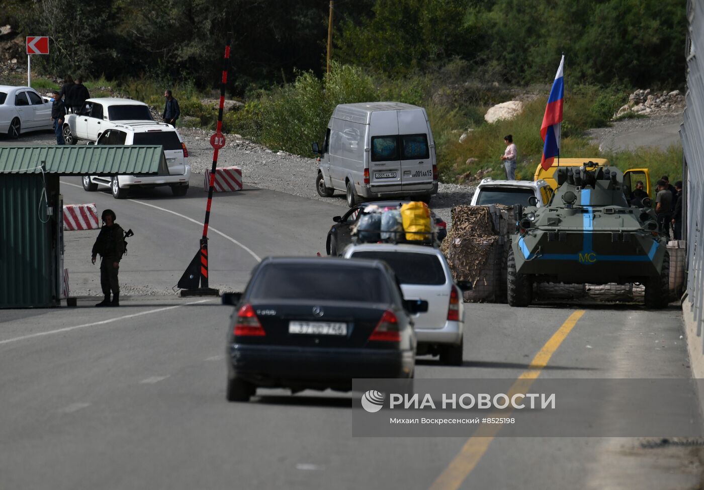 Эвакуация беженцев из Нагорного Карабаха