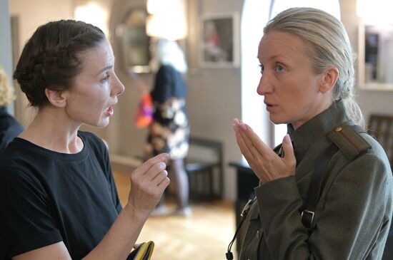 Спектакль "Занавес" на сцене МХТ имени А.П. Чехова