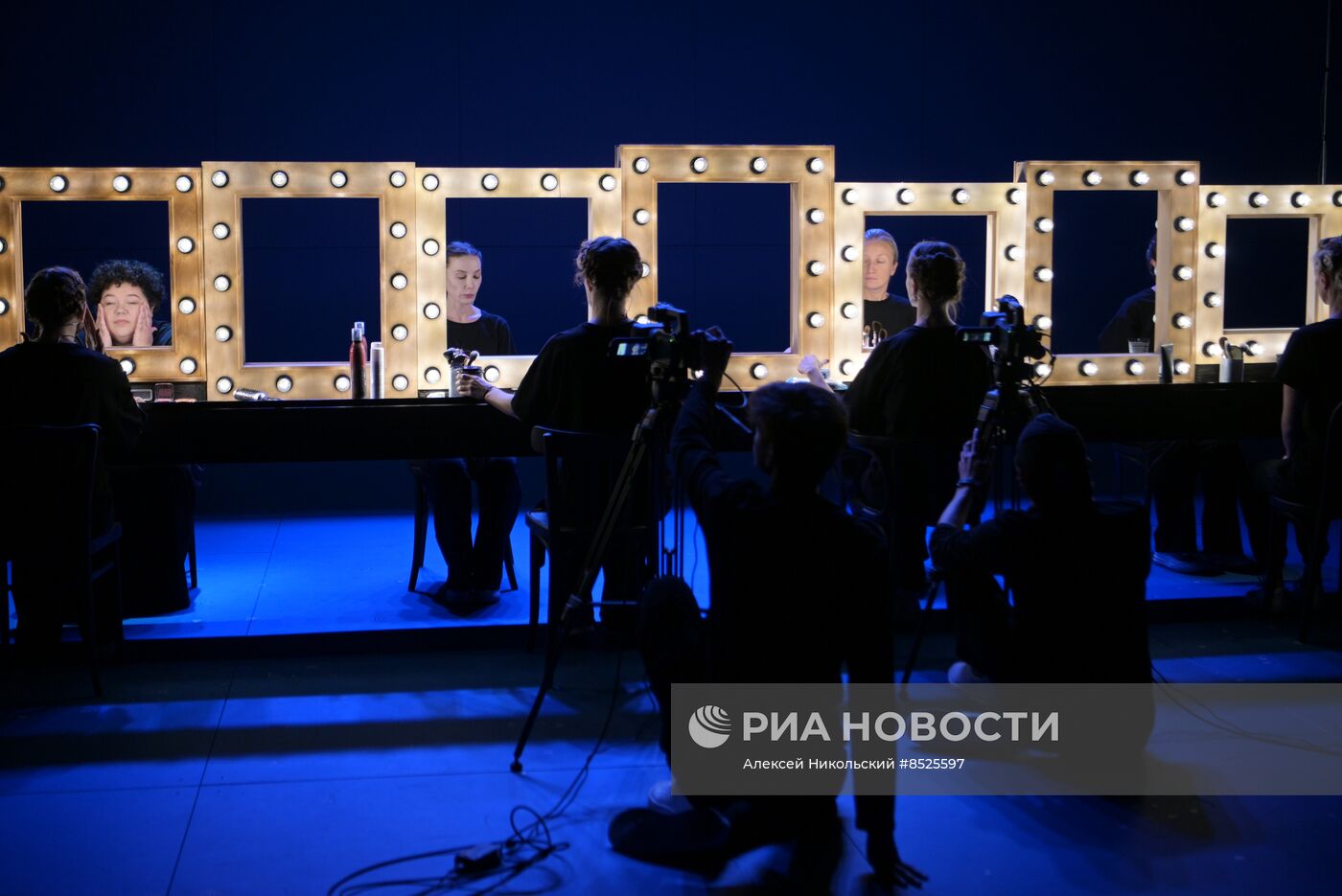 Спектакль "Занавес" на сцене МХТ имени А.П. Чехова