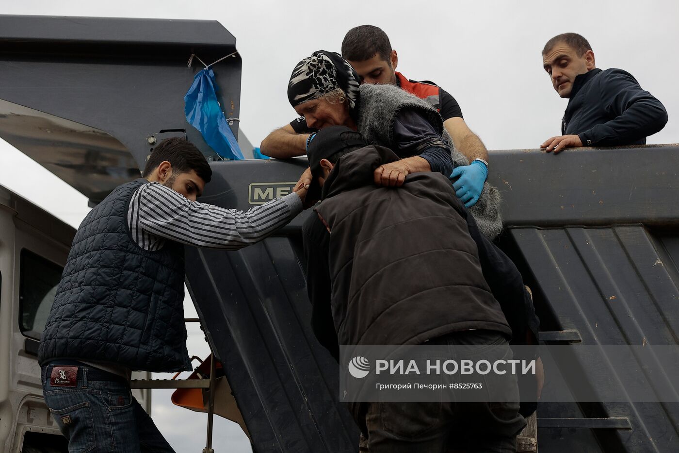 Беженцы из Нагорного Карабаха в Горисе