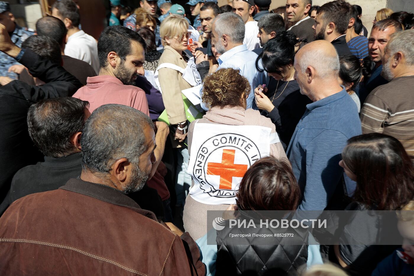 Беженцы из Нагорного Карабаха в Горисе