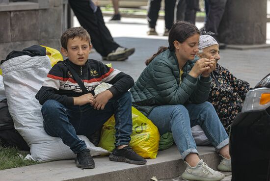 Беженцы из Нагорного Карабаха в Горисе