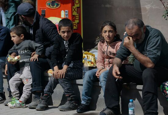 Беженцы из Нагорного Карабаха в Горисе