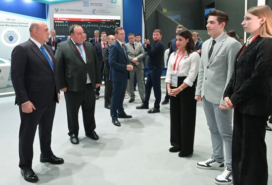 Премьер-министр РФ М. Мишустин принял участие в работе Московского финансового форума