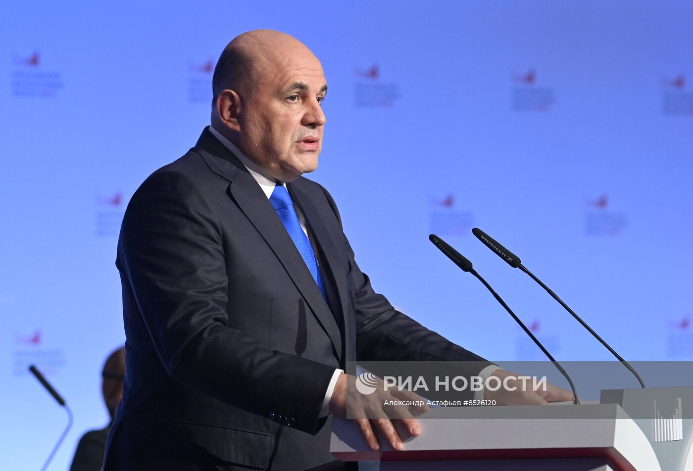 Премьер-министр РФ М. Мишустин принял участие в работе Московского финансового форума