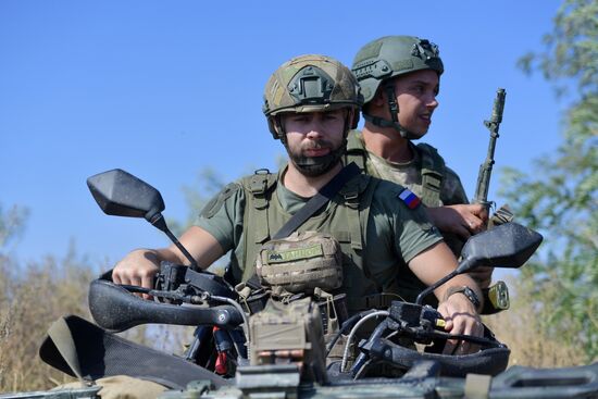 Позиции военнослужащих мотострелкового полка в Запорожской области