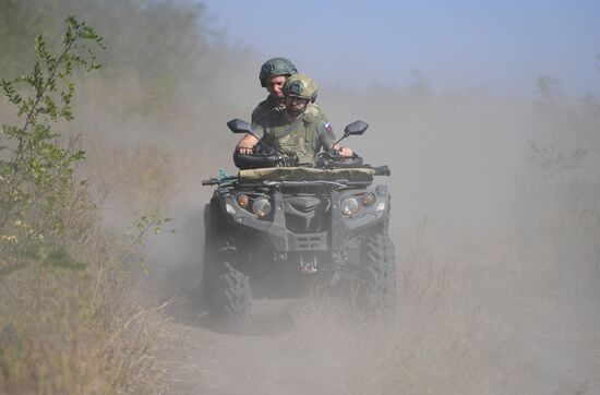 Позиции военнослужащих мотострелкового полка в Запорожской области