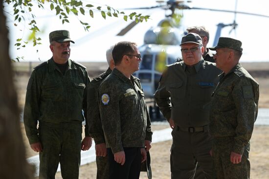 Рабочая поездка зампреда Совбеза РФ Д. Медведева в Астраханскую область