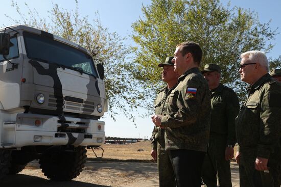 Рабочая поездка зампреда Совбеза РФ Д. Медведева в Астраханскую область