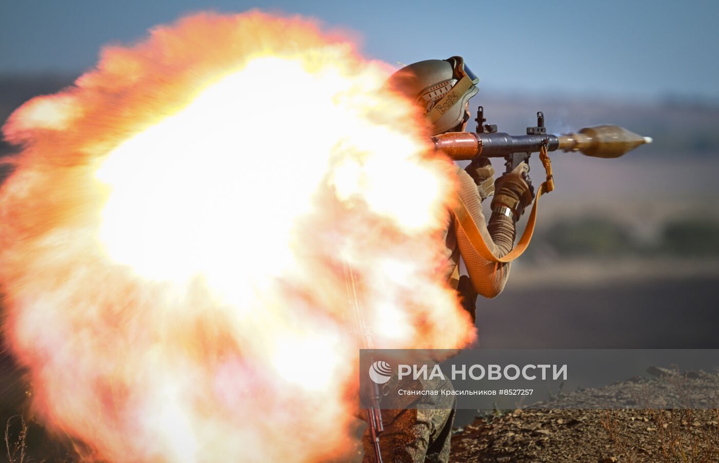 Подготовка бойцов разведывательно-десантно-штурмового батальона "Волки"