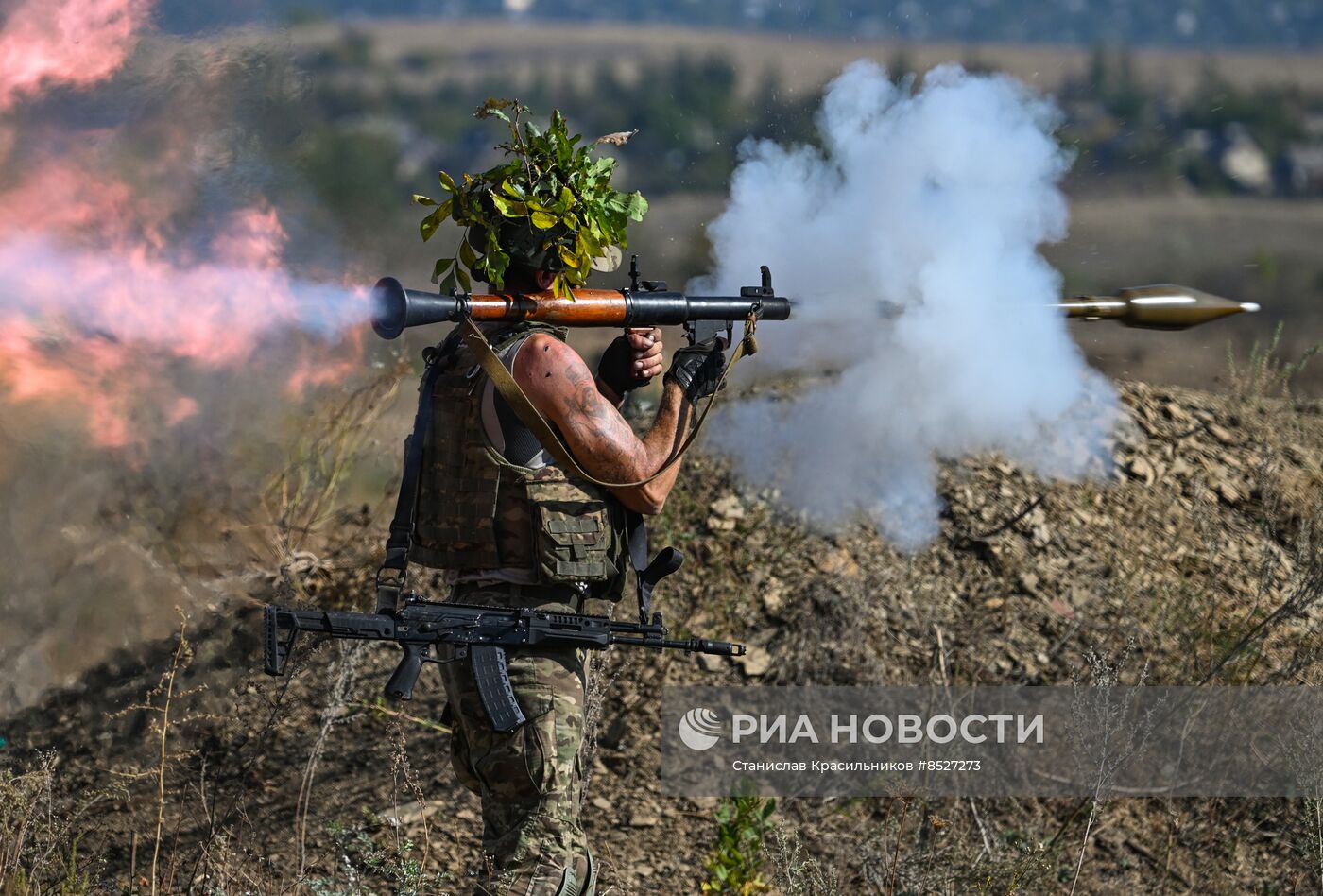 Подготовка бойцов разведывательно-десантно-штурмового батальона "Волки"
