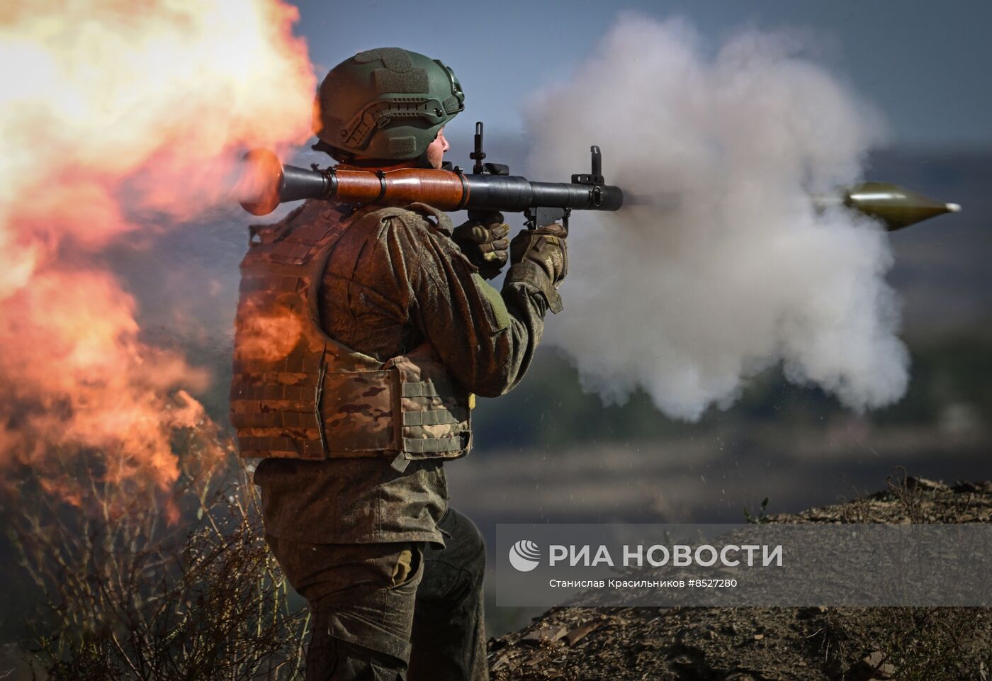 Подготовка бойцов разведывательно-десантно-штурмового батальона "Волки"