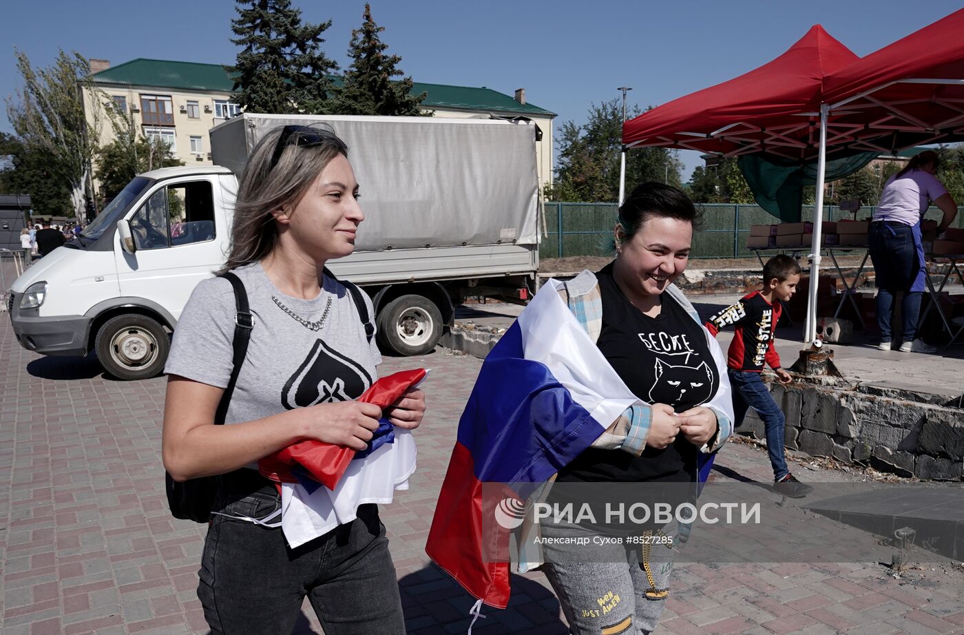 Подготовка к празднованию Дня воссоединения новых регионов с Россией в ДНР