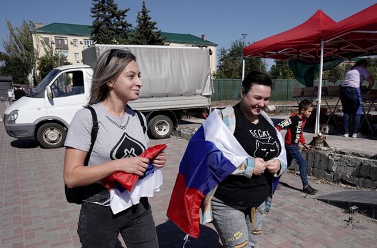 Подготовка к празднованию Дня воссоединения новых регионов с Россией в ДНР
