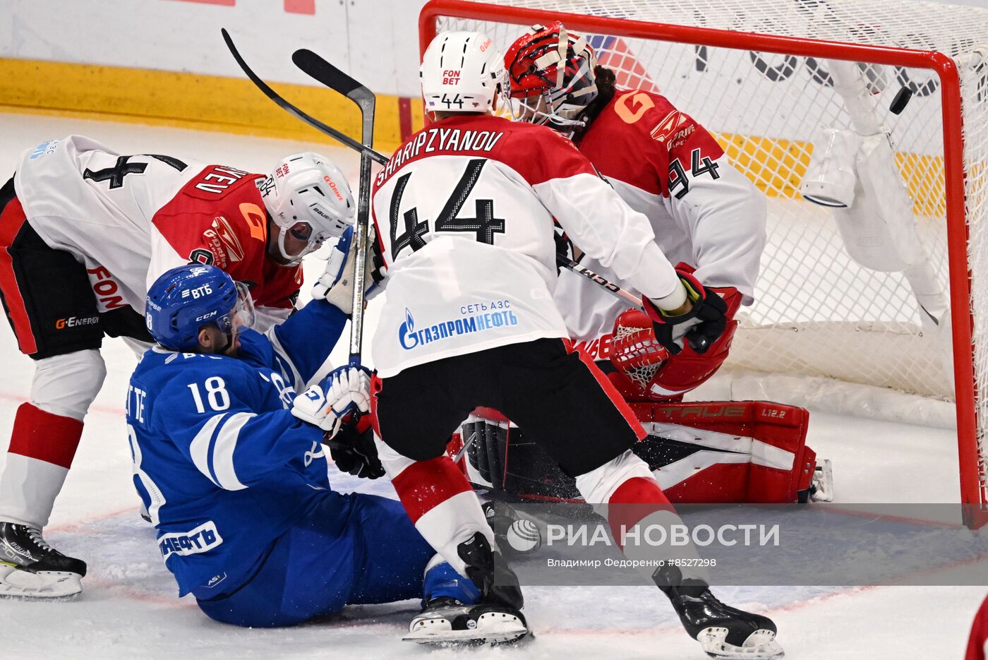 Хоккей. КХЛ. Матч "Динамо М" - "Авангард"