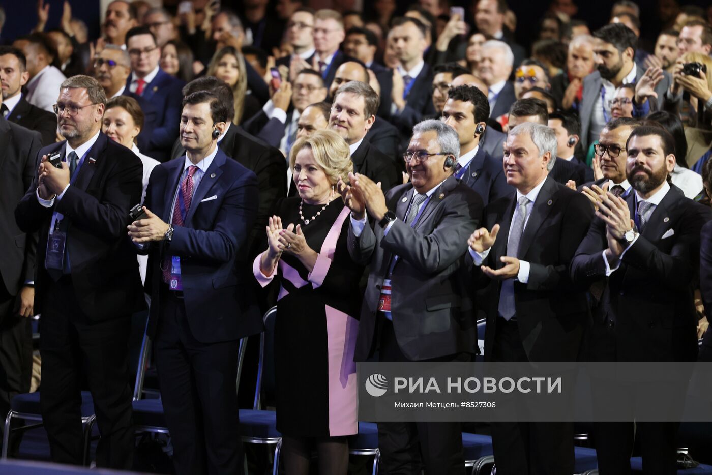 Президент РФ В. Путин принял участие в открытии Международной парламентской конференции "Россия - Латинская Америка"