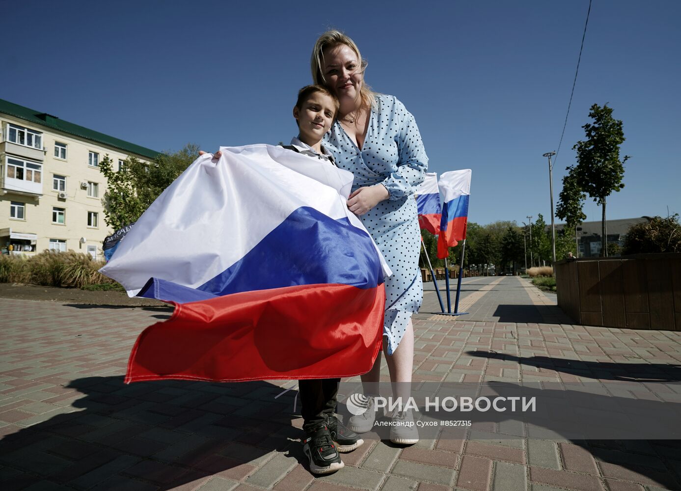 Подготовка к празднованию Дня воссоединения новых регионов с Россией в ДНР