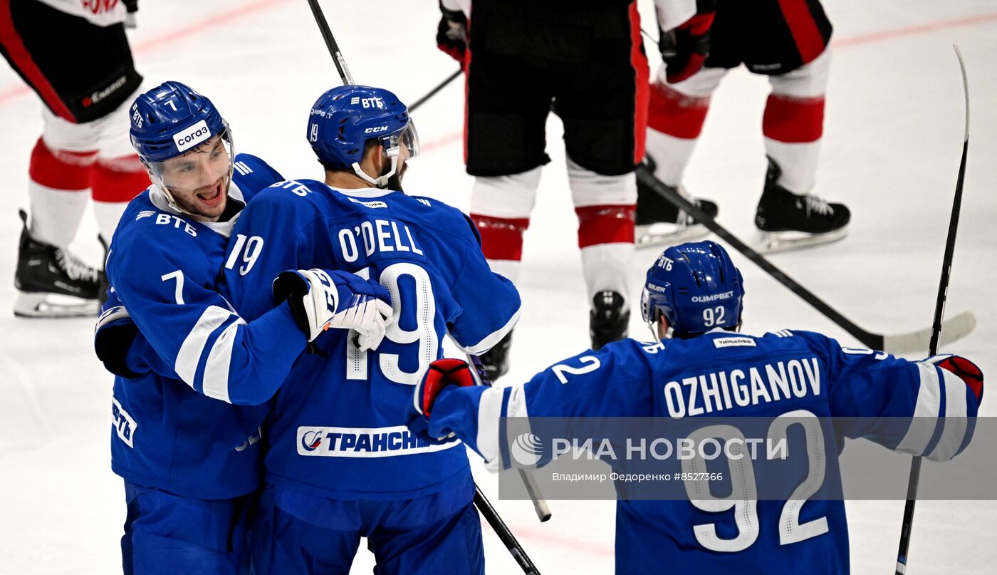 Хоккей. КХЛ. Матч "Динамо М" - "Авангард"