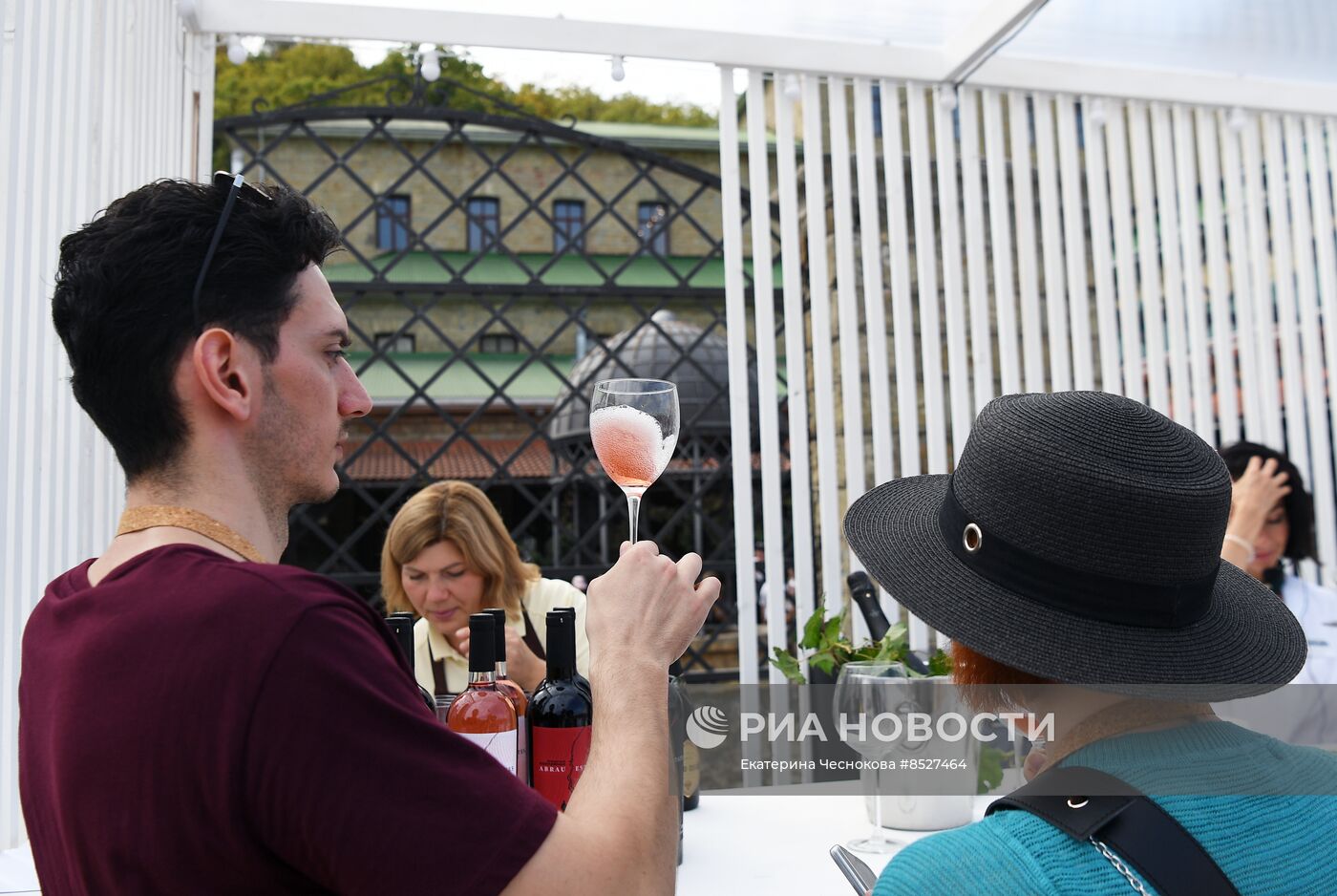 Гастрономический фестиваль "Черноморская винная неделя"