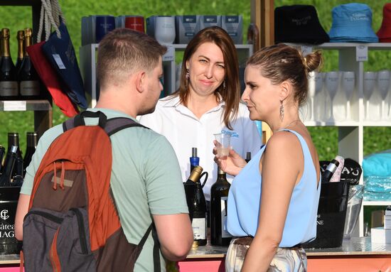 Гастрономический фестиваль "Черноморская винная неделя"