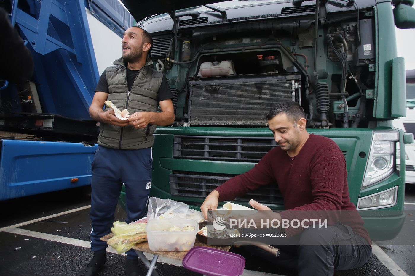 Очередь из большегрузов в Северной Осетии