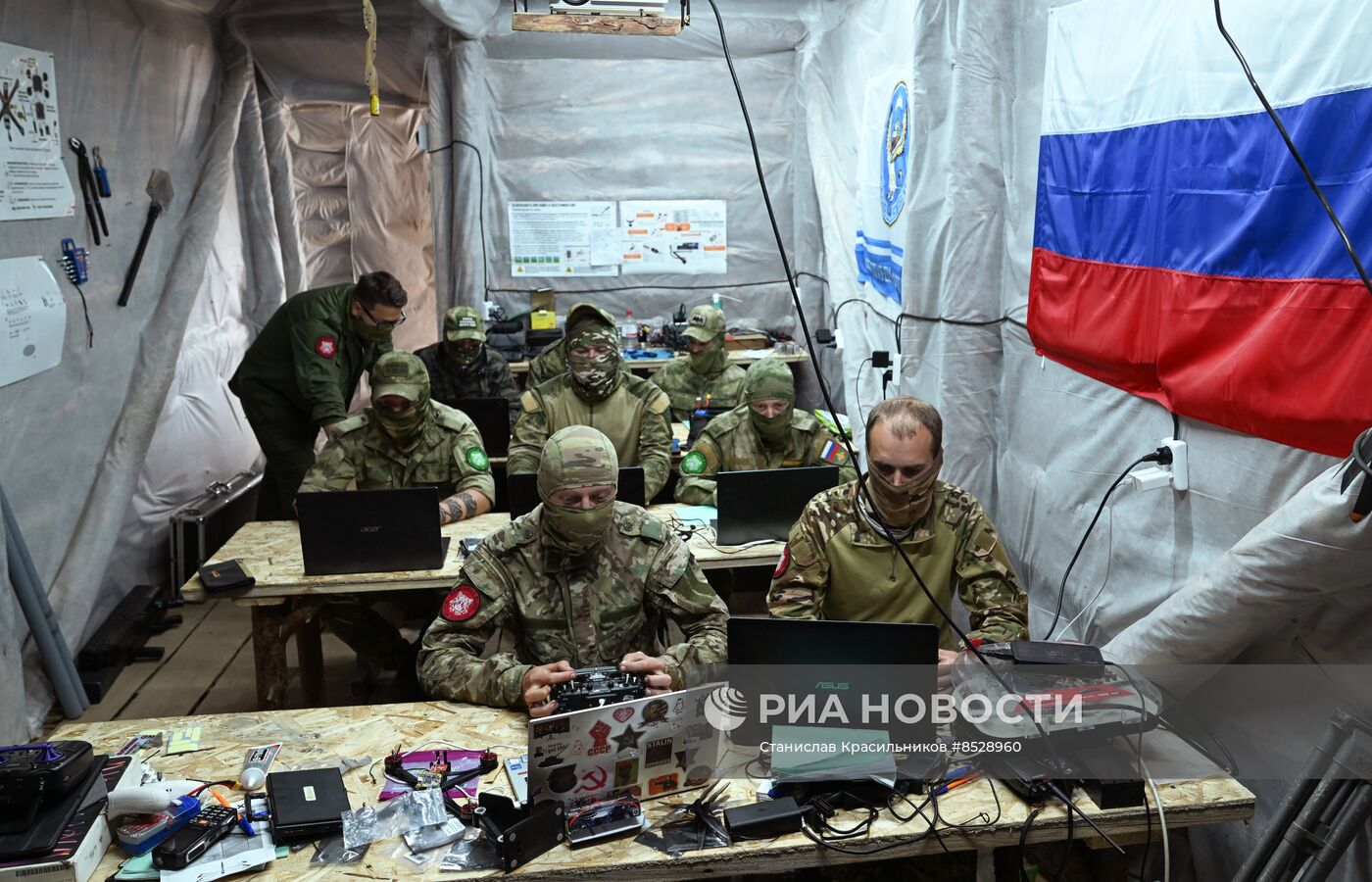 Полевой учебный центр "Небесный воин" ЦВО по подготовке операторов и перехватчиков БПЛА