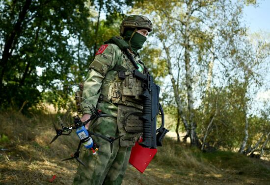 Полевой учебный центр "Небесный воин" ЦВО по подготовке операторов и перехватчиков БПЛА