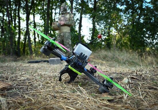 Полевой учебный центр "Небесный воин" ЦВО по подготовке операторов и перехватчиков БПЛА