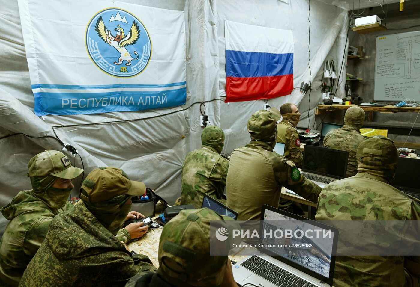 Полевой учебный центр "Небесный воин" ЦВО по подготовке операторов и перехватчиков БПЛА