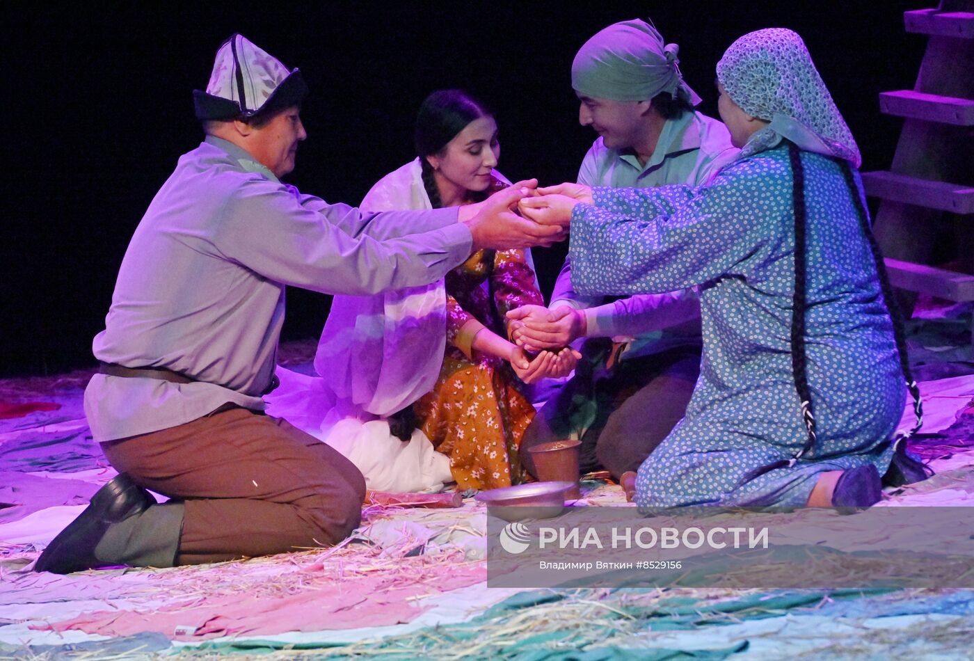 Спектакль "Материнское поле" в рамках международного театрального фестиваля им. А.П. Чехова