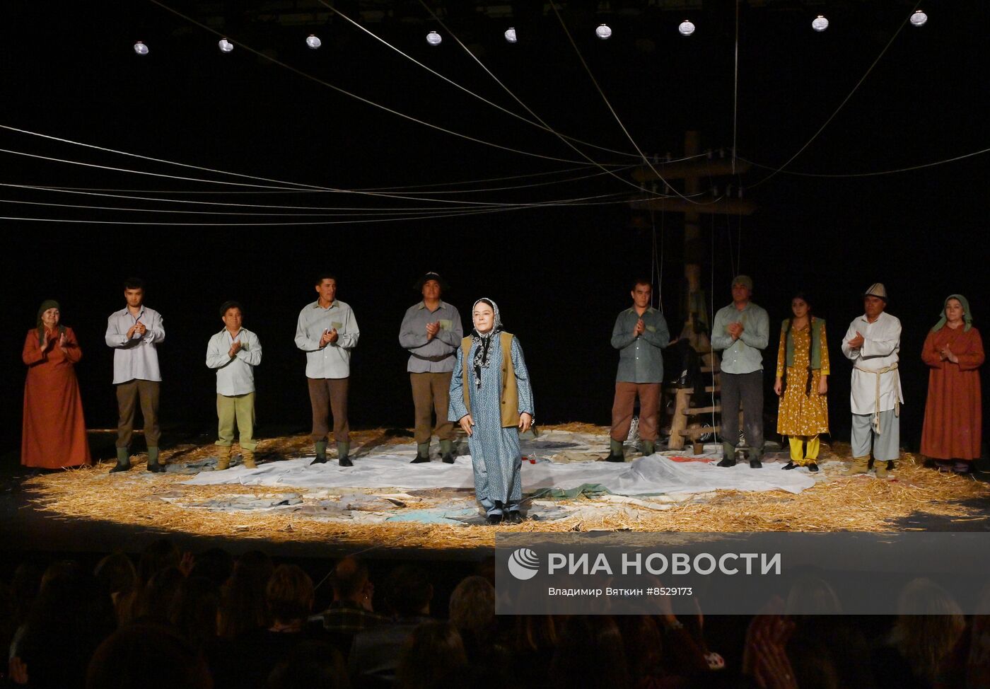 Спектакль "Материнское поле" в рамках международного театрального фестиваля им. А.П. Чехова