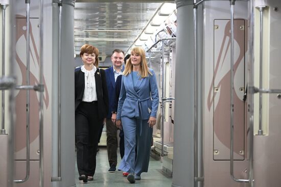 Запуск тематического поезда "Учитель - главная профессия на Земле" 