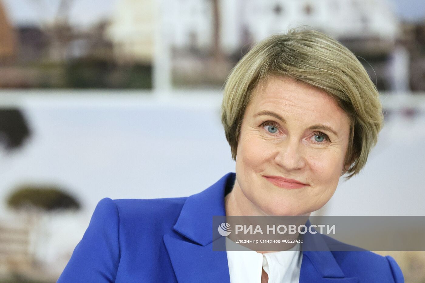 Президент РФ В. Путин посетил президентский лицей в "Сириусе"