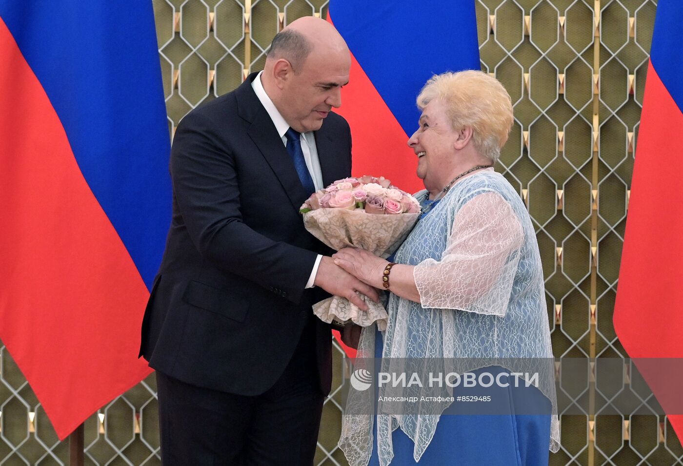 Премьер-министр РФ М. Мишустин вручил премии в области образования