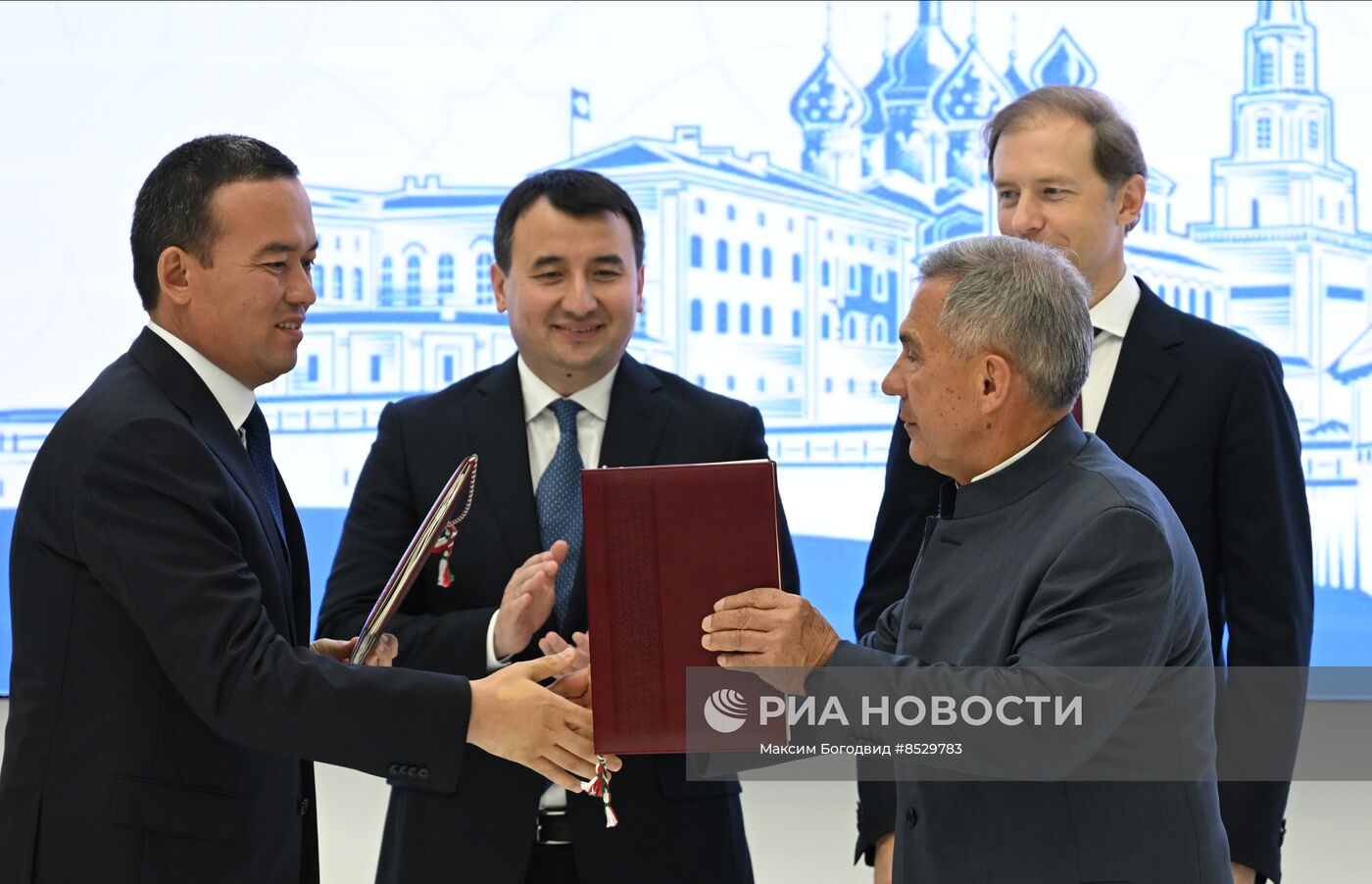 Форум межрегионального сотрудничества между Россией и Узбекистаном в Казани
