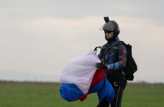 Чемпионат по парашютному спорту в Гудермесе